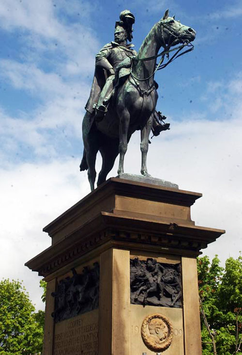 Equestrian statue of Godfrey, First Viscount Tredegar, Cathays Park, Cardiff, 1909
